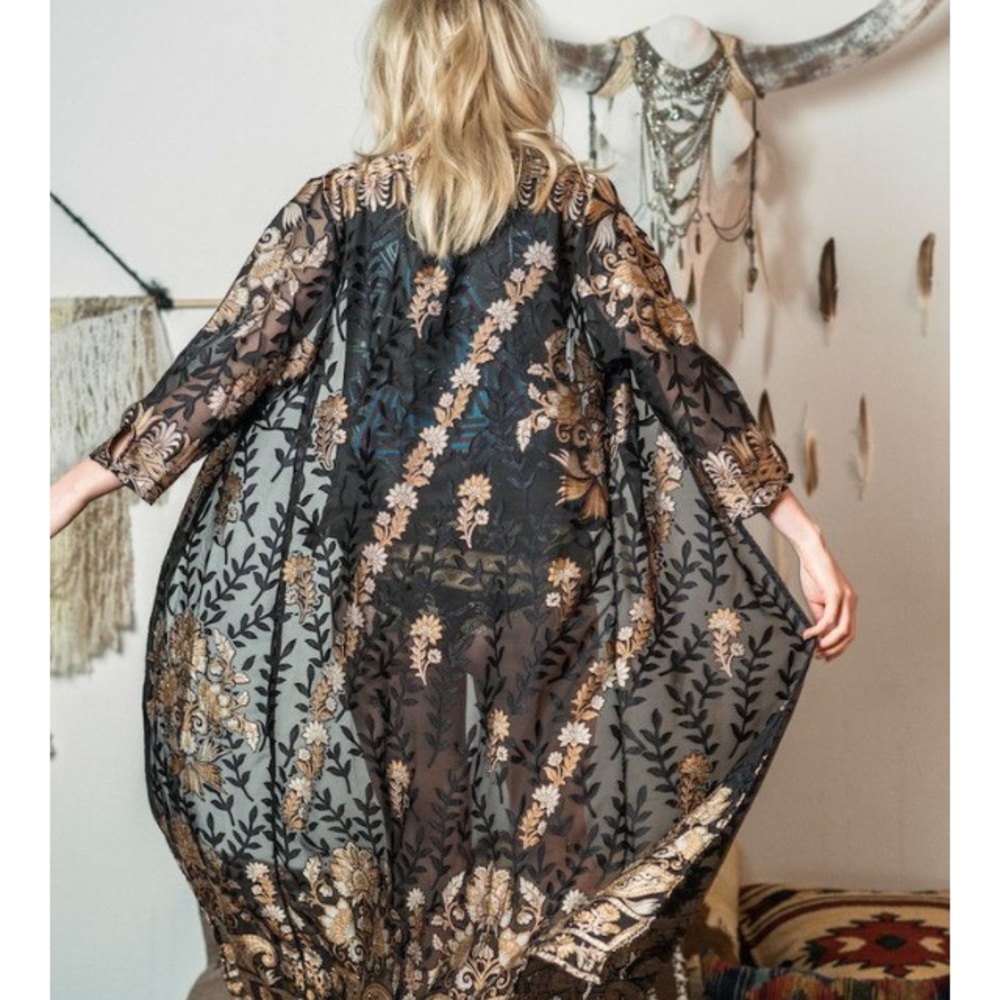 ISO Spell Designs Hendrix kimono